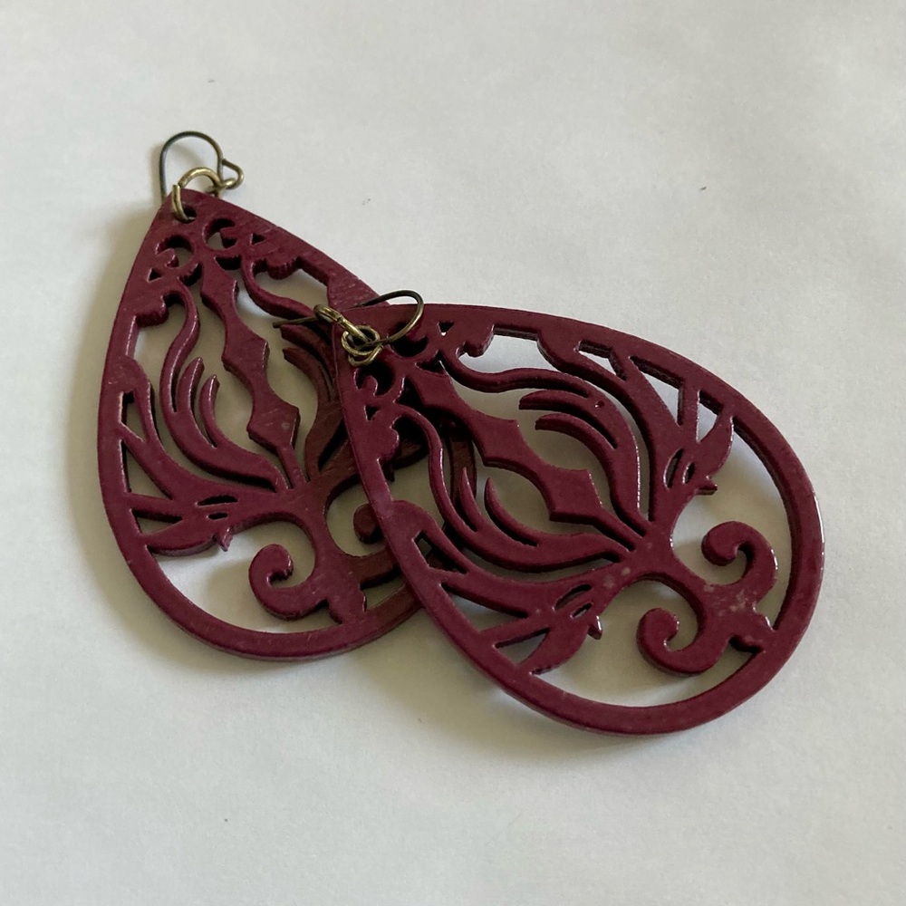 Burgundy Wood Teardrop Floral Filigree Dangle Earrings 2.5”